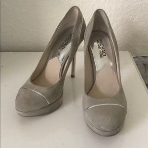 Michael by Michael Kors Grey Suede Pumps